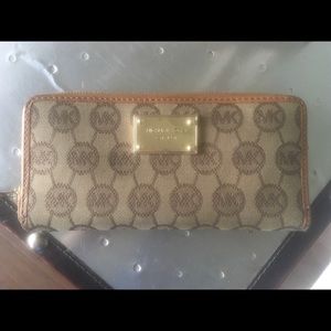 Michael Kors wallet